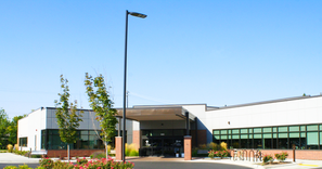 Entrance to St. Luke's Clinic - Internal Medicine: Boise, Park Blvd.