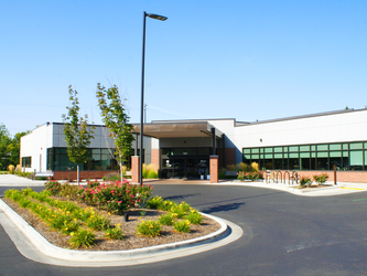Entrance to St. Luke’s Clinic - Internal Medicine: Boise, Park Blvd.