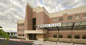 Entrance to St. Luke's Magic Valley Medical Plaza where St. Luke's Clinic – Cardiology: Twin Falls is located.