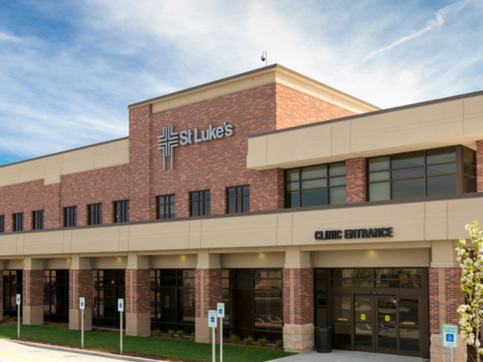 Entrance to St. Luke's Fruitland Medical Plaza where Idaho Elks Hearing and Balance Center: Fruitland is located.