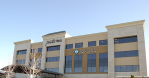 Exterior view of the Portico West building where St. Luke's Clinic – Interventional Radiology: Meridian is located.