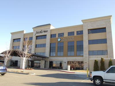 Exterior view of the Portico West building where St. Luke's Clinic – Interventional Radiology: Meridian is located.
