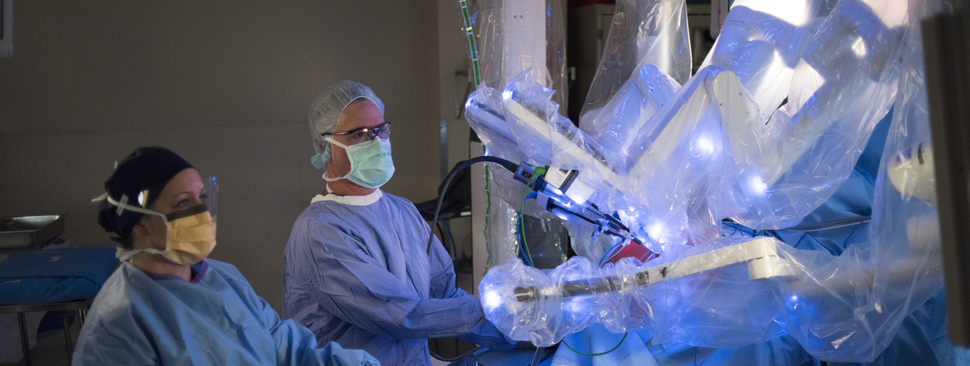 Surgeons using a surgical robot