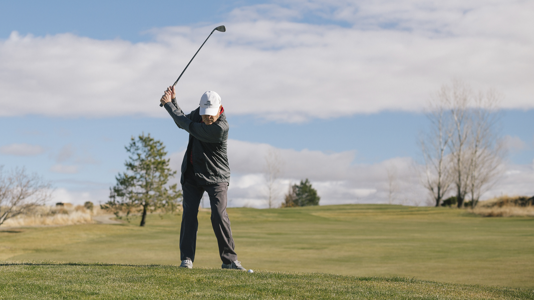 Man golfs at a course in Mountain Home.