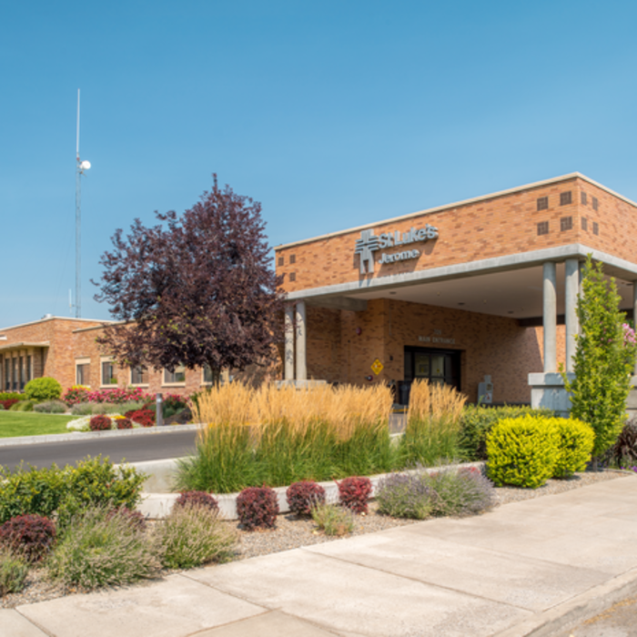 Exterior view of St. Luke's Jerome Medical Center where Infusion Services are located.