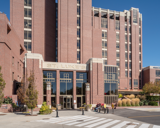 Entrance to St. Luke's Boise Medical Center