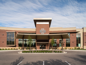 Entrance to St. Luke’s Cancer Institute – Gynecologic Oncology: Nampa