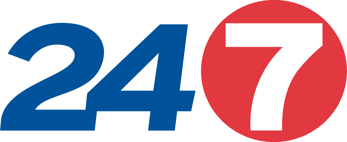 24/7 logo