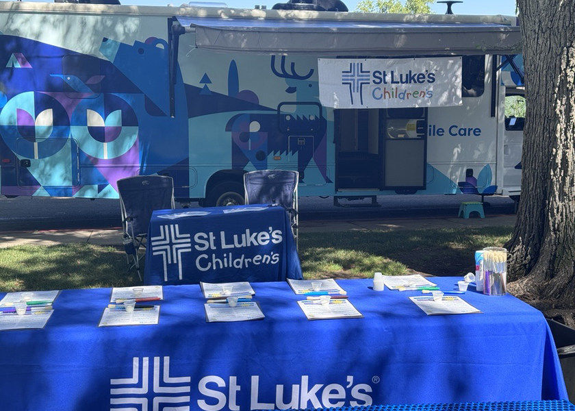 Mobile Coach in the parking area.