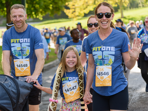 Family running the FitOne 5K