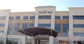 Entrance to Portico East where St. Luke's Clinic – Breast and General Surgery: Meridian is located