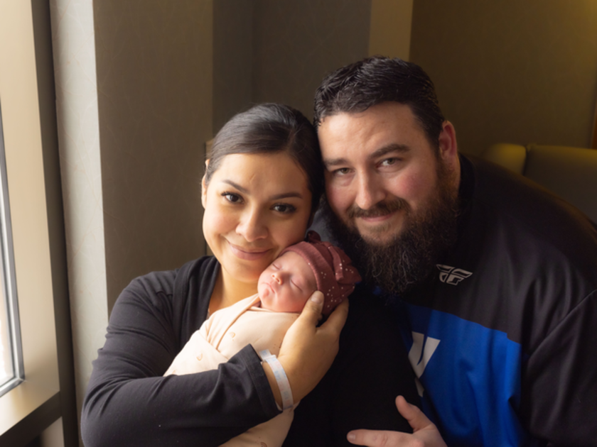 Kelly, Felan and baby Evelyn Hodge 