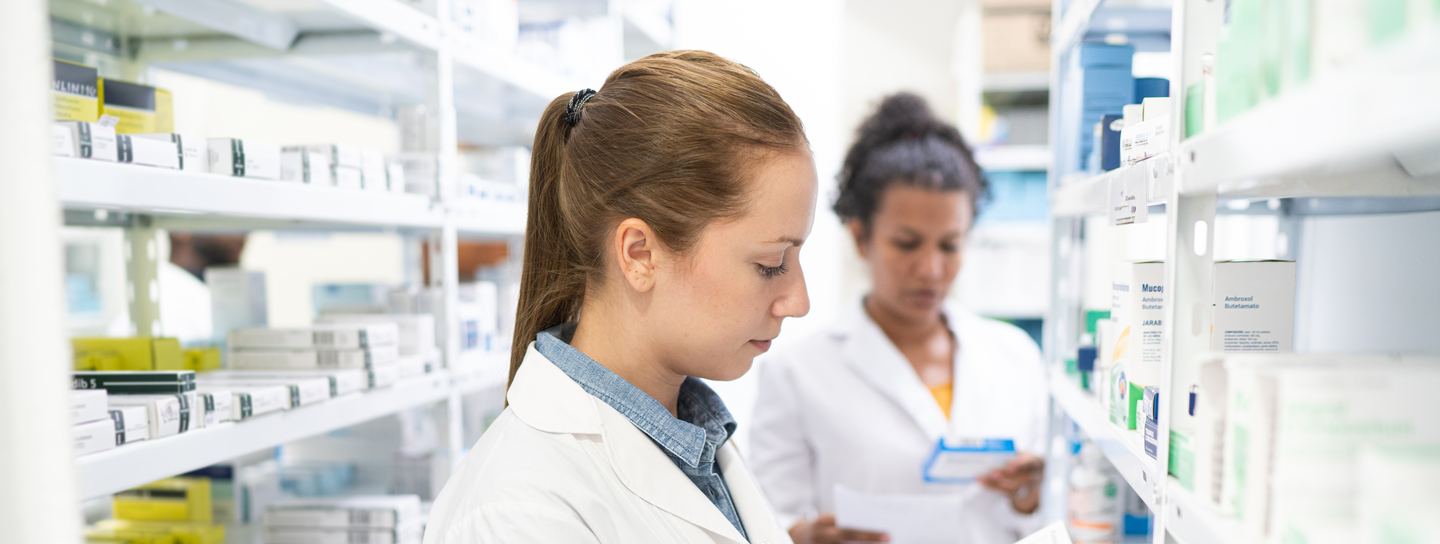 Pharmacy residents working together