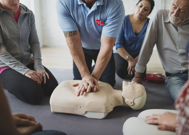 CPR Class with training dummy