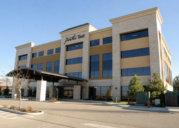 Entrance to Portico East where St. Luke’s Clinic – Family Medicine: Meridian, E. Louise Dr. is located