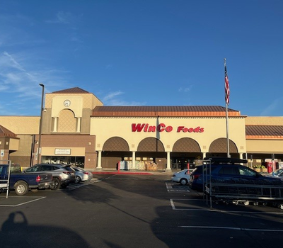 St. Luke's Medication Locker at WinCo Foods: Boise, Myrtle St.