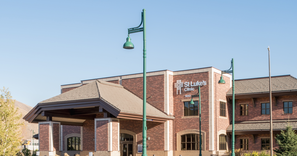 Entrance to St. Luke's Clinic – Neurology: Hailey