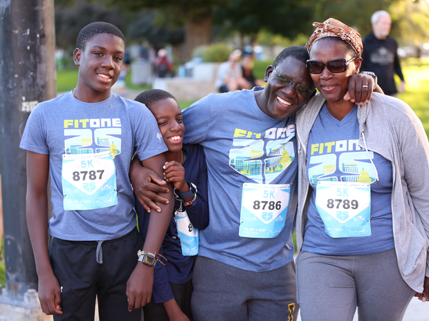 Family participating in the FitOne 5K